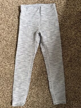 Women’s Lululemon Heather Gray Active Leggings